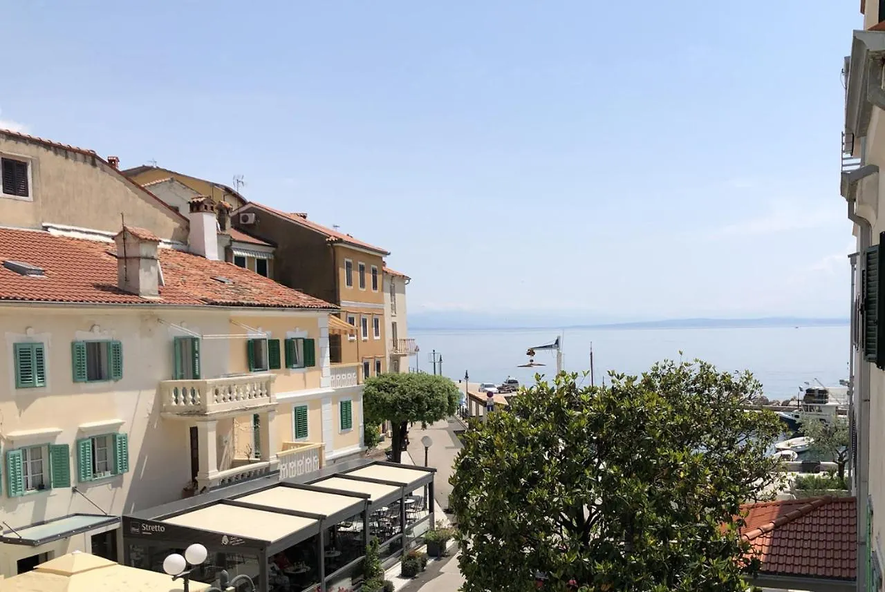 Placa Apartments Mošćenička Draga